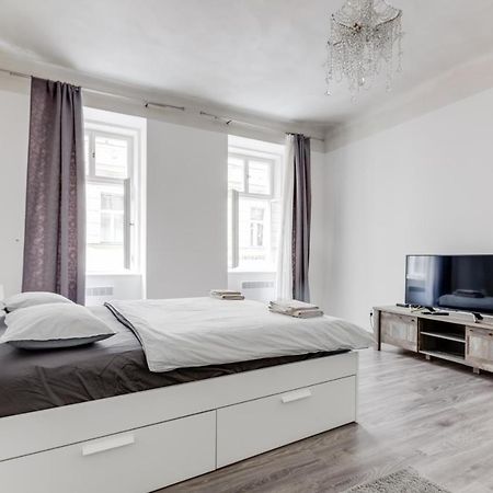 Lovely Apartments Heart Of Prag Exteriör bild