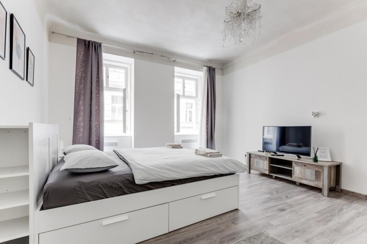Lovely Apartments Heart Of Prag Exteriör bild