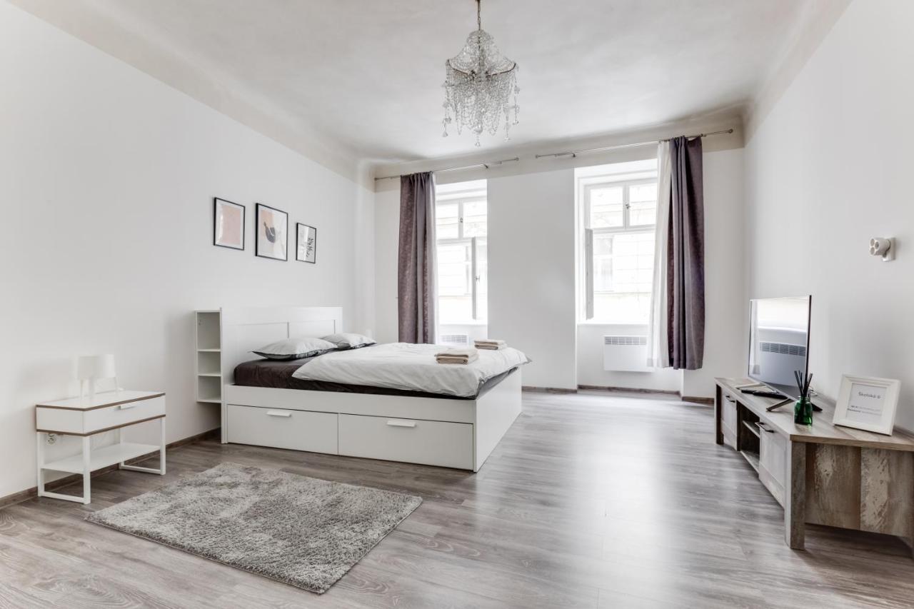 Lovely Apartments Heart Of Prag Exteriör bild